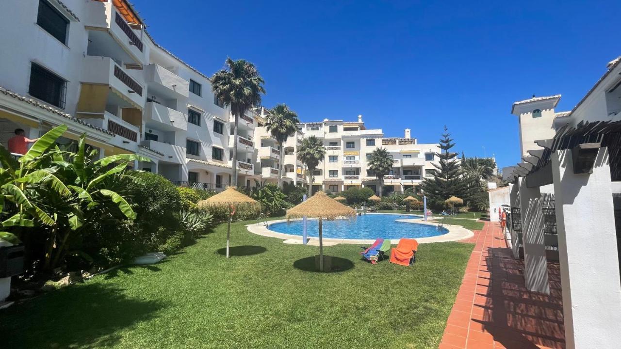 Apartamento Golf Beach ベナルマデナ エクステリア 写真