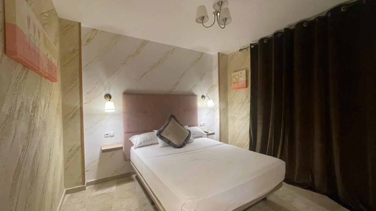 Apartamento Golf Beach ベナルマデナ エクステリア 写真